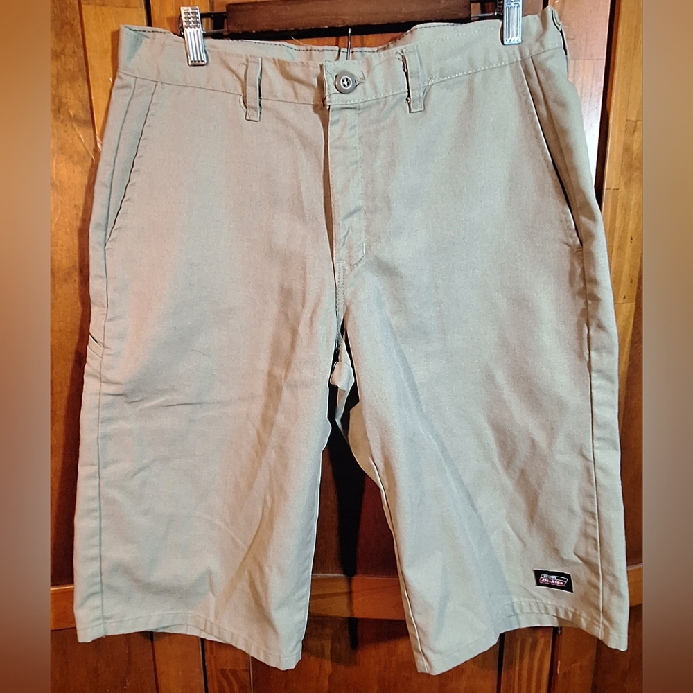 DICKIES Men's Khaki Flat Front Shorts